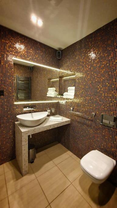 Vision Luxury Apartment Rynek Вроцлав Экстерьер фото
